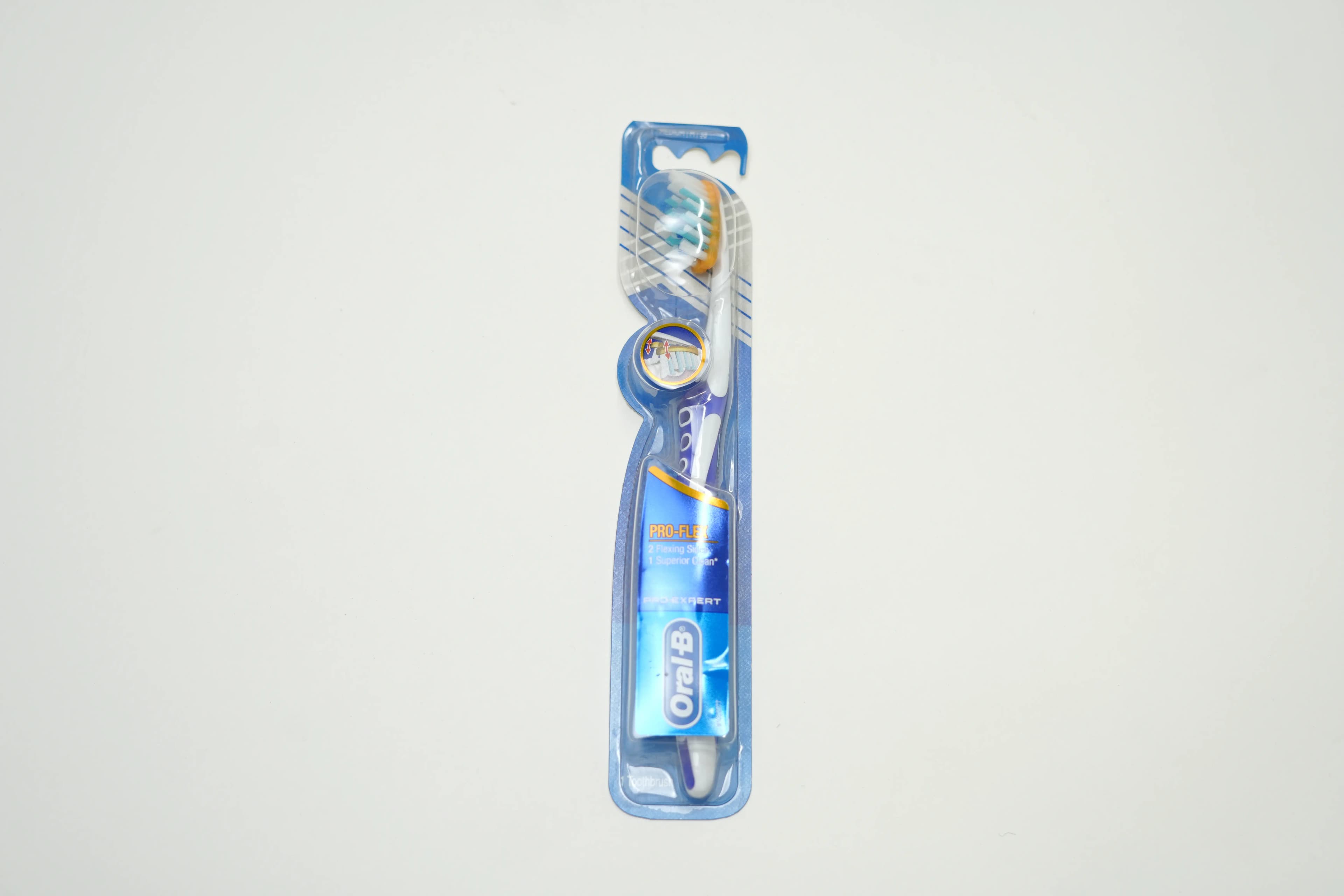 Oral B Pro Expert Clinic Line Toothbrush 38 Meduim 1 pcs