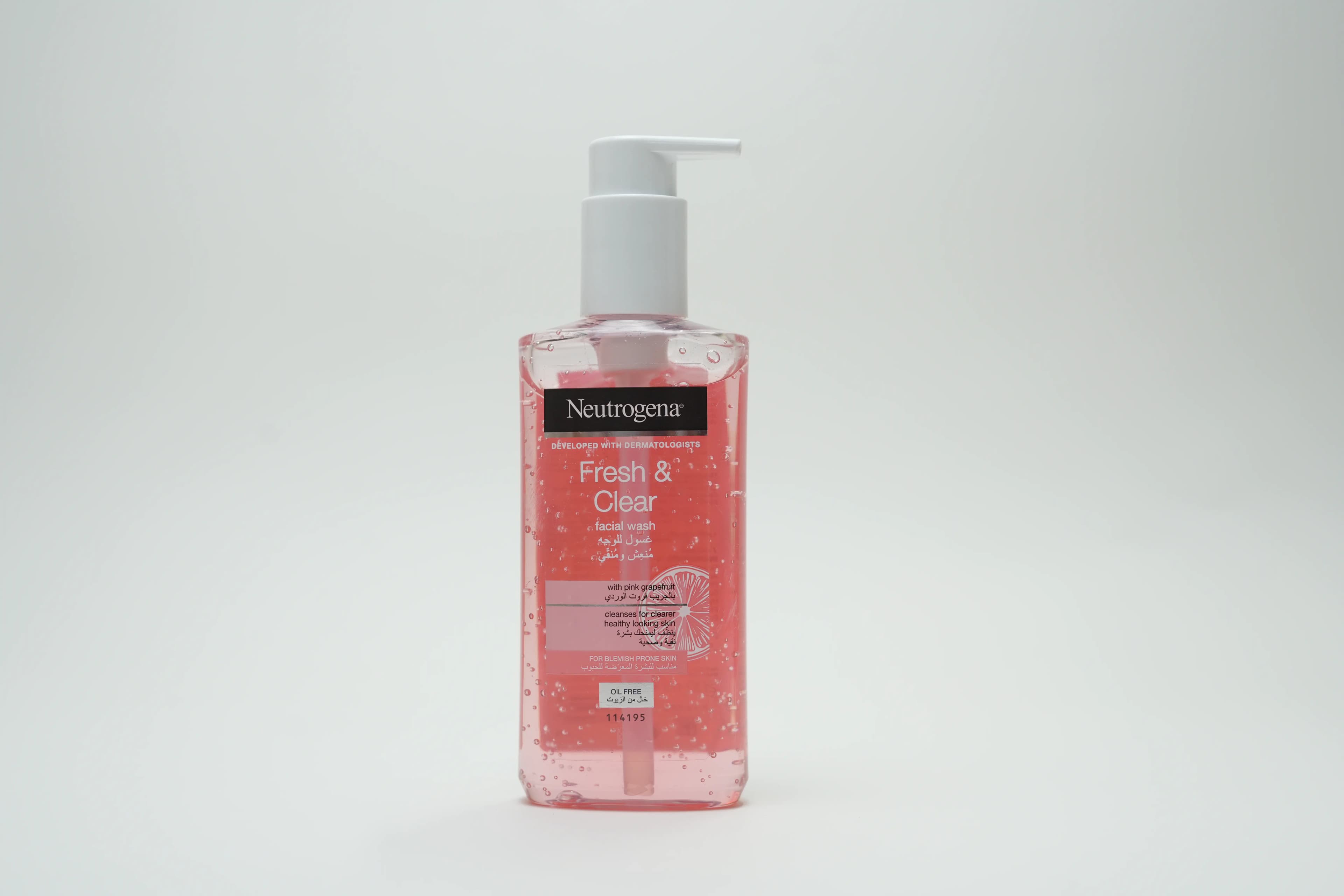 Neutrogena Visibly Clear Pink Facial Wash 200 ml