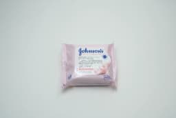 Johnson Normal Skin Wipes 25 pcs - image 1