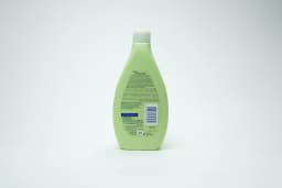 Johnsons Vita-Rich Revitalizing Body Wash 400 ml - image 2