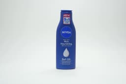 Nivea Extra Dry Skin Body Lotion 250 ml - image 1