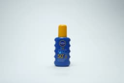 Nivea Moisturising Sun Kids Spray 200 ml - image 1