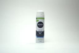 Nivea Comforts And Protects Shaving Gel 200 ml - image 1