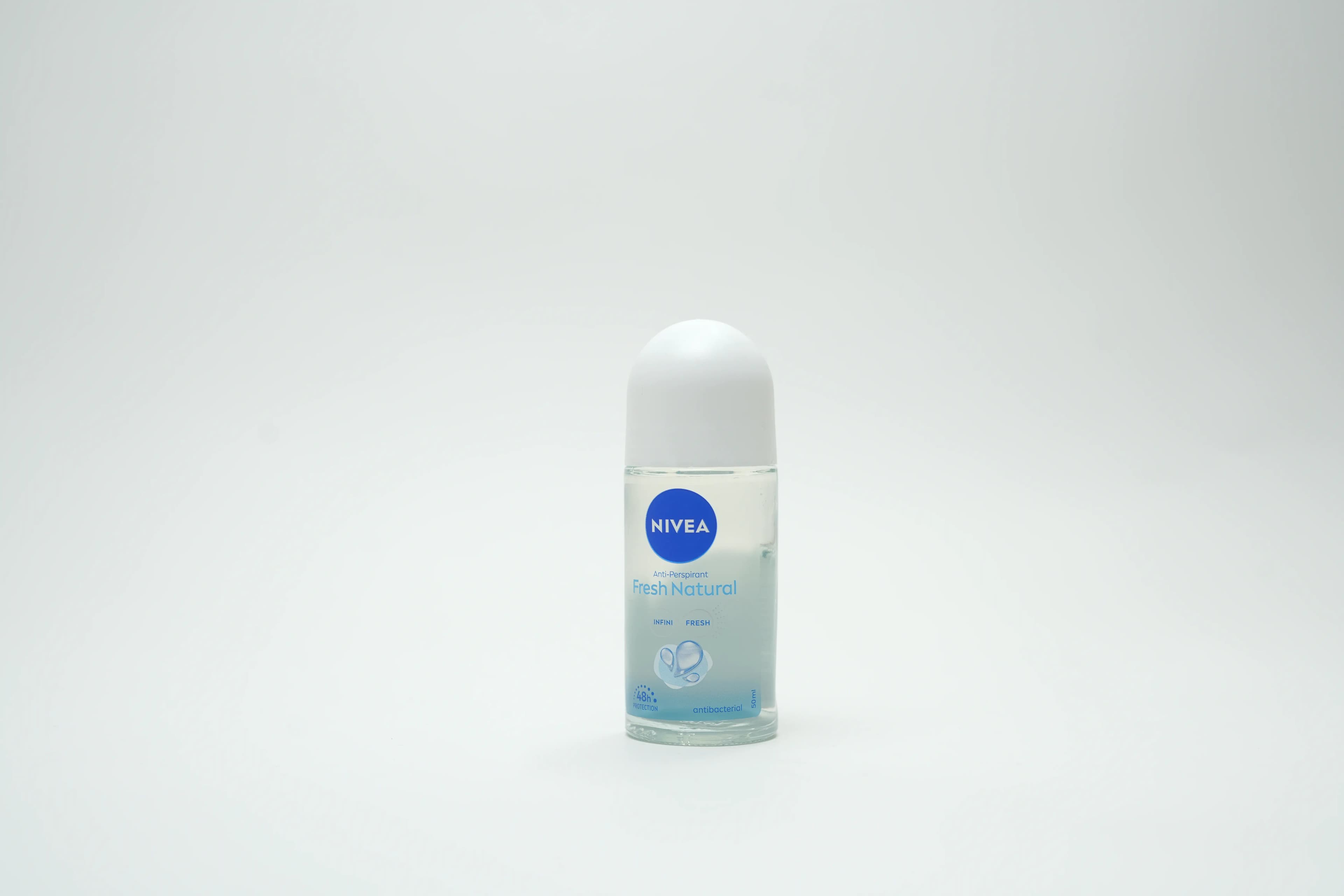 Nivea Fresh Natural Female Roll On 50 ml