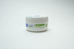 Nivea Soft Moisturizing Creme 300 ml - image 3