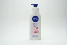 Nivea Whitening Body Lotion 400 ml - image 2