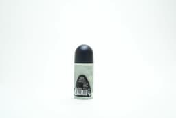 Nivea Black N White Men Roll On 50 ml - image 2