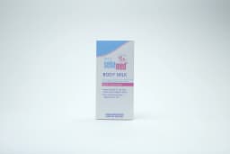 Sebamed Baby Body Milk 200 ml - image 3
