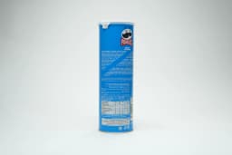 Pringles Salt And Vinegar 165 g - image 2