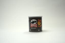 Pringles Hot And Spicy 40 g - image 1