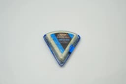 Lurpak Castello Blue Cheese 100 g - image 2