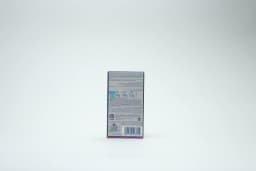 Veet Bikini And Underarm Cold Wax Strips 12 pcs - image 1