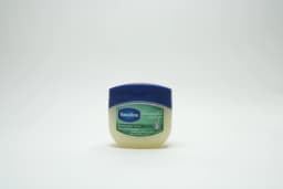 Vaseline Petroleum Jelly Aloe Fresh 240 Ml 250 ml - image 2