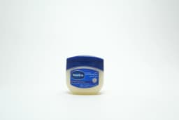 Vaseline Petroleum Jelly Pure 250 ml - image 1
