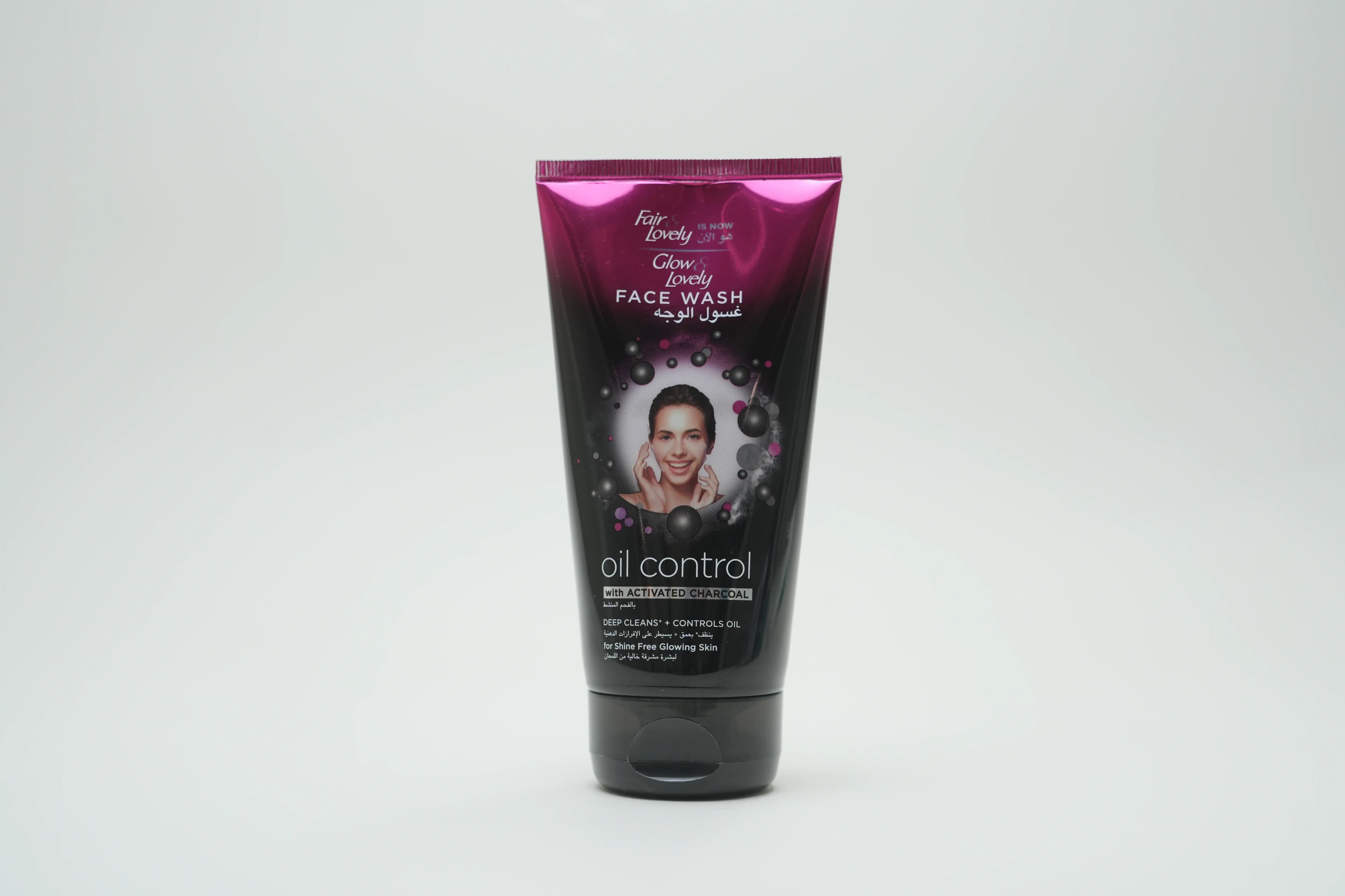 Glow Lovely Oilcon Face Wash Flamb  150 ml