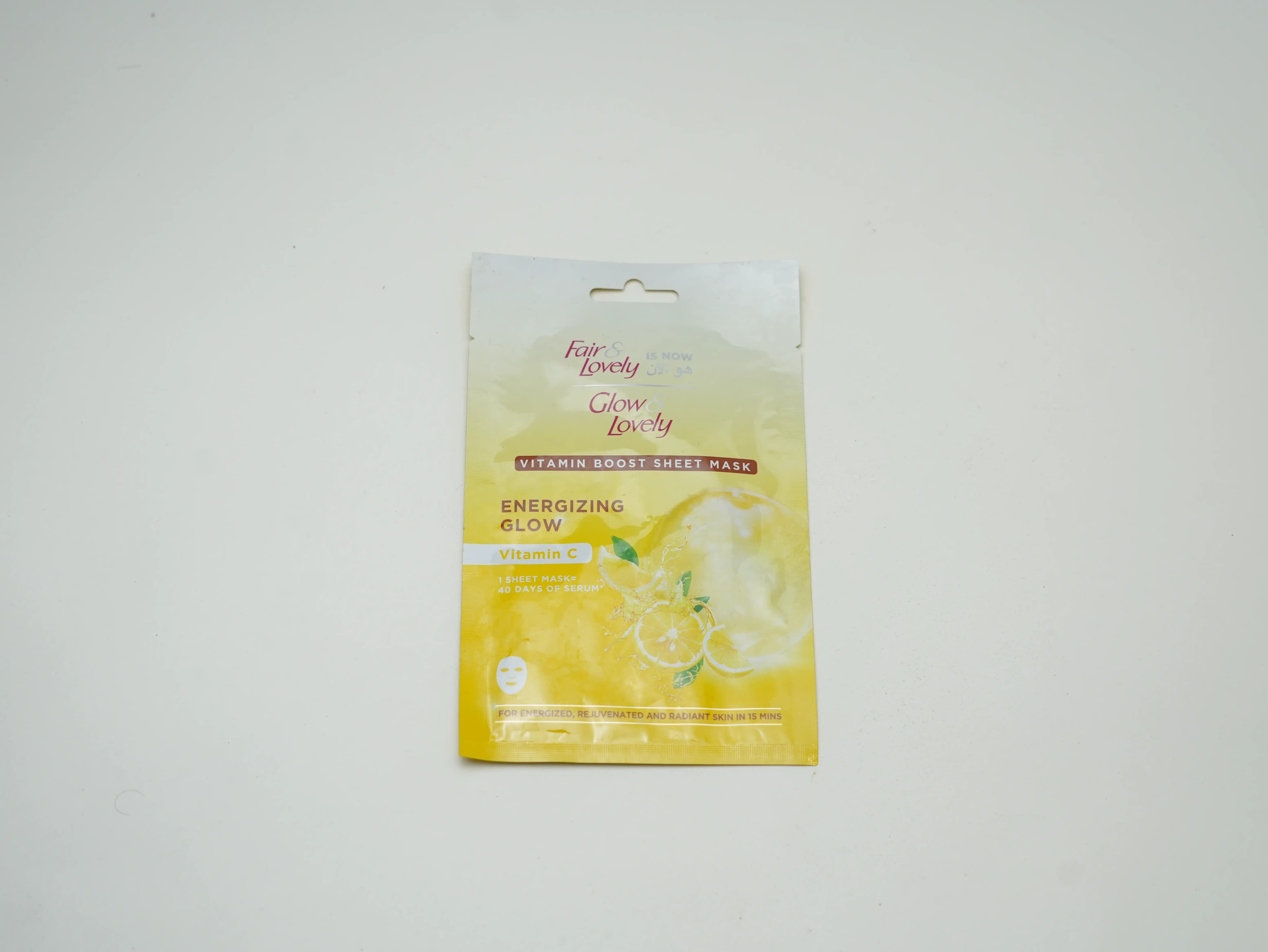 Glow & Lovely Vitamin C Sheet Mask 20 g