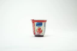 Almarai Vetal Layered Strawberry Yoghurt 140 g - image 2