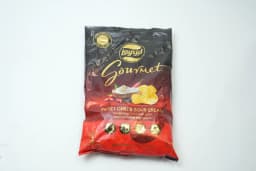 Lays Gourmet Sweet Chili Sour Cream 155 g - image 2