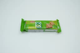 Britannia Fifty Fifty Biscuits 71 g - image 2
