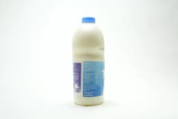 Al Rawabi Low Fat Skim Milk 2 Litres - image 1