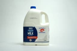 Al Ain Full Cream Milk 1 Gallon - image 3