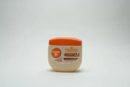 Creme 21 Cocoa Butter Petroleum Jelly 300 ml - image 2
