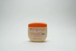 Creme 21 Cocoa Butter Petroleum Jelly 300 ml - image 1