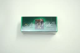 Nestle After Eight Mint Chocolate Thins 200 g - image 2