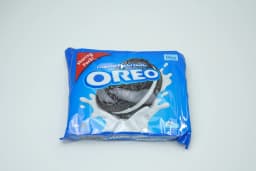 Oreo Classic Biscuits Tray Pack 358.8 g - image 1