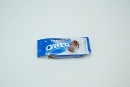 Oreo Cookies Milk Chocolate 36.8 g - image 2