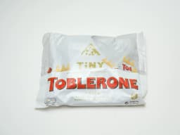 Toblerone Tiny White Bag 200 g - image 2