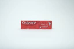 Colgate Optic White Toothpaste 75 ml - image 2