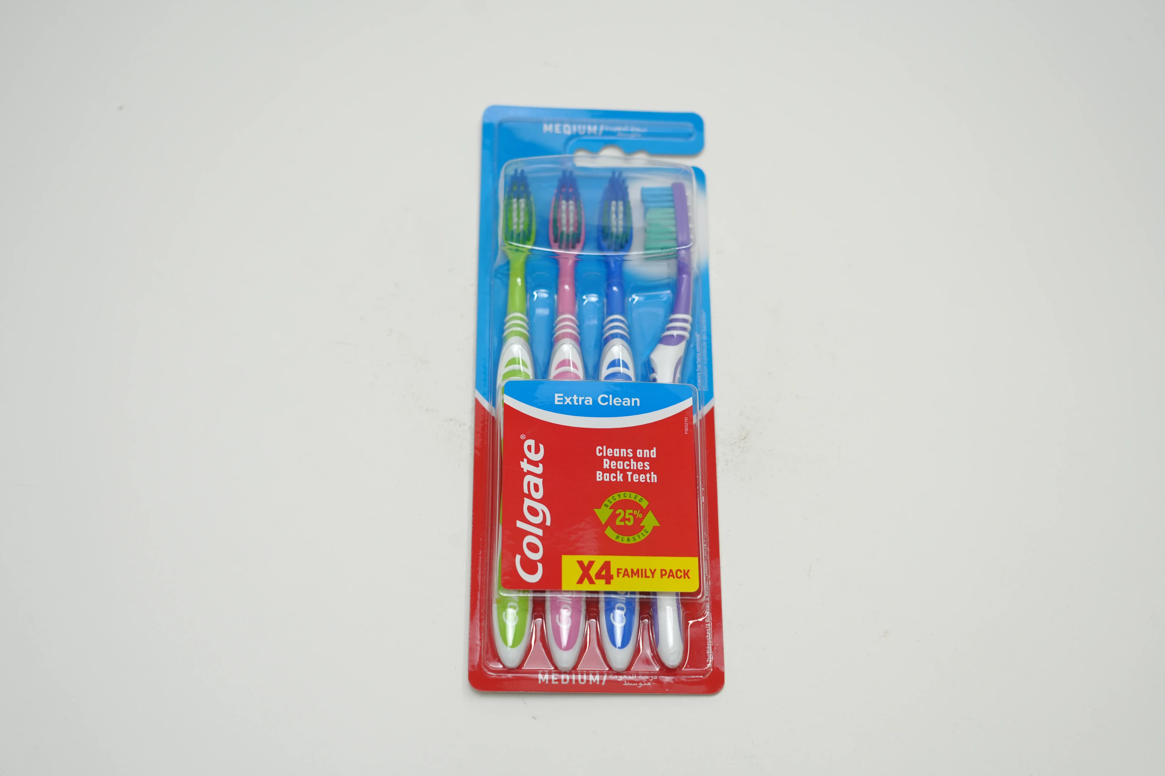 Colgate Extra Clean Toothbrush 4 pcs