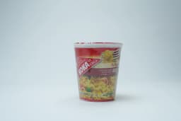 Koka Beef Cup Noodles 70 g - image 2