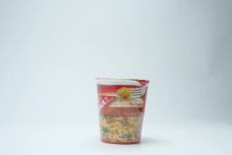 Koka Curry Cup Noodles 70 g - image 1