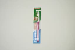 Oral B Vis 3 Effect Maxi Clean 40 Medium Toothbrush 1 pcs - image 2