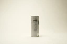 Red Bull White Edition Coconut Berry Can 250 ml - image 3