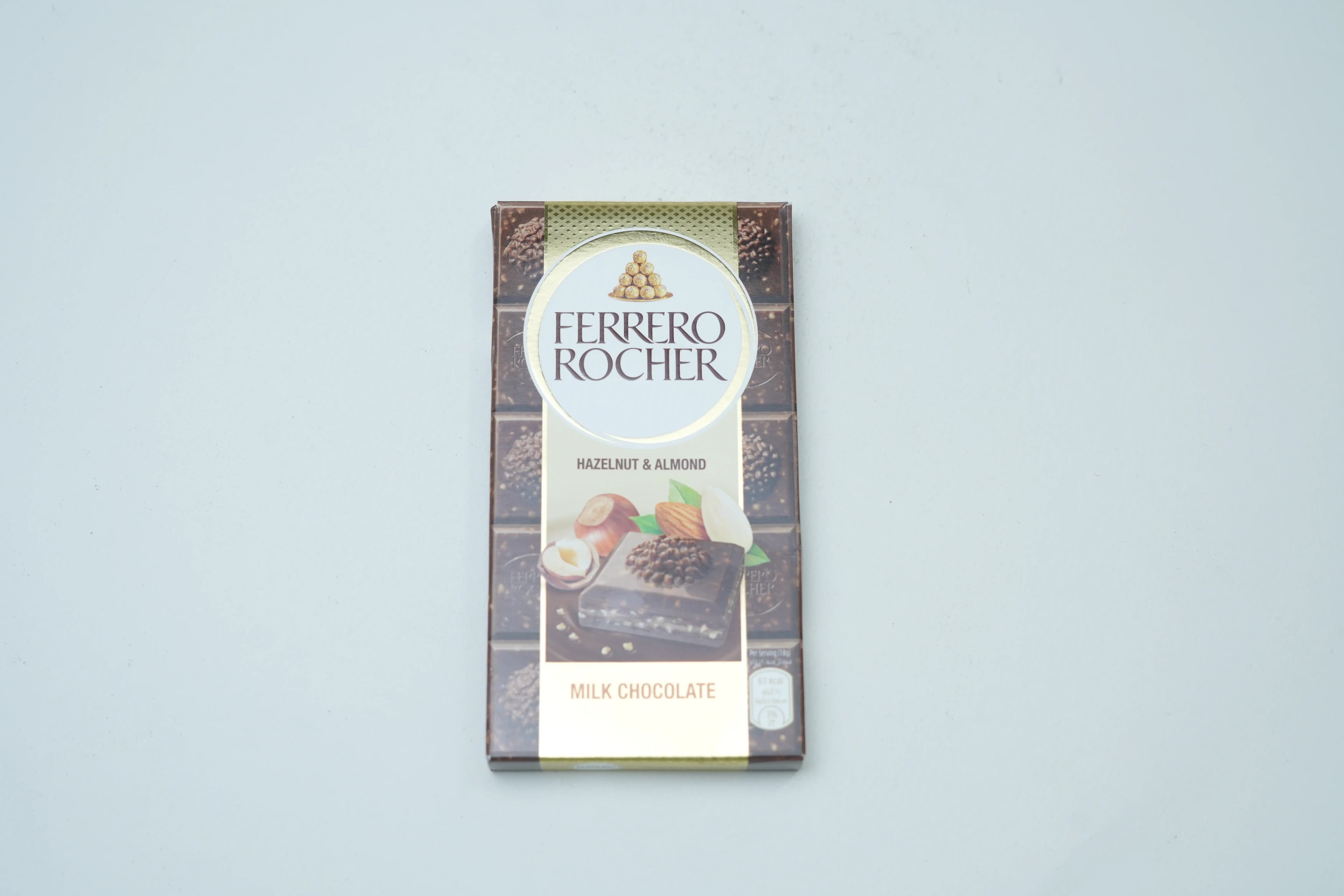 Ferrero Rocher Hazelnut & Almond Milk Chocolate 90 g